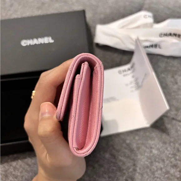 Chanel 22K Pink wallet/ card holder - Picture 5 of 11